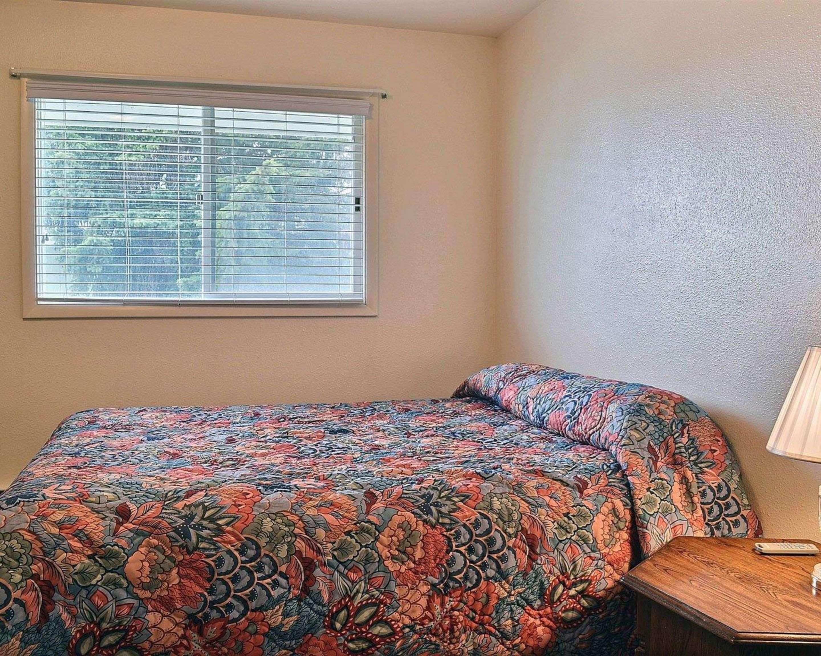 Skyline Motor Inn Cody Eksteriør bilde